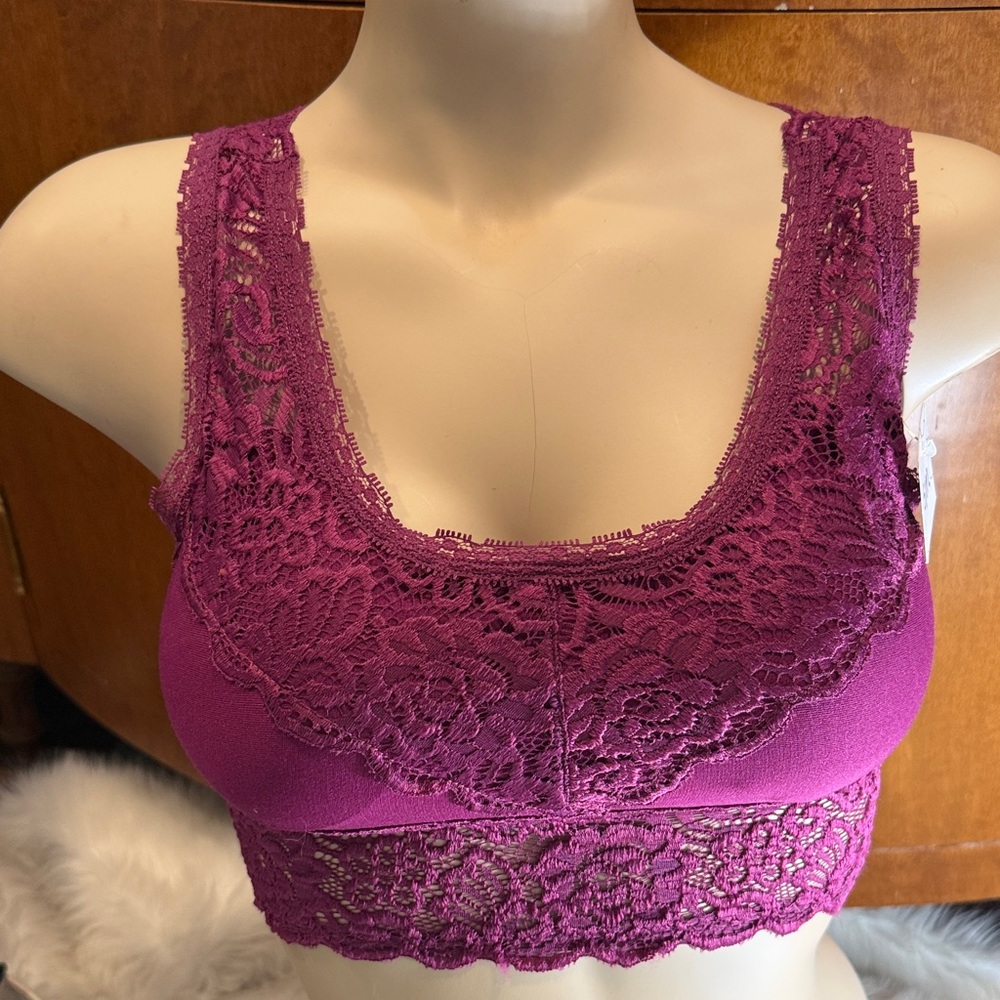 Lace crop top bralette camisole type‎ stretch Fuchsia layer fits XS/S M/L & XXL